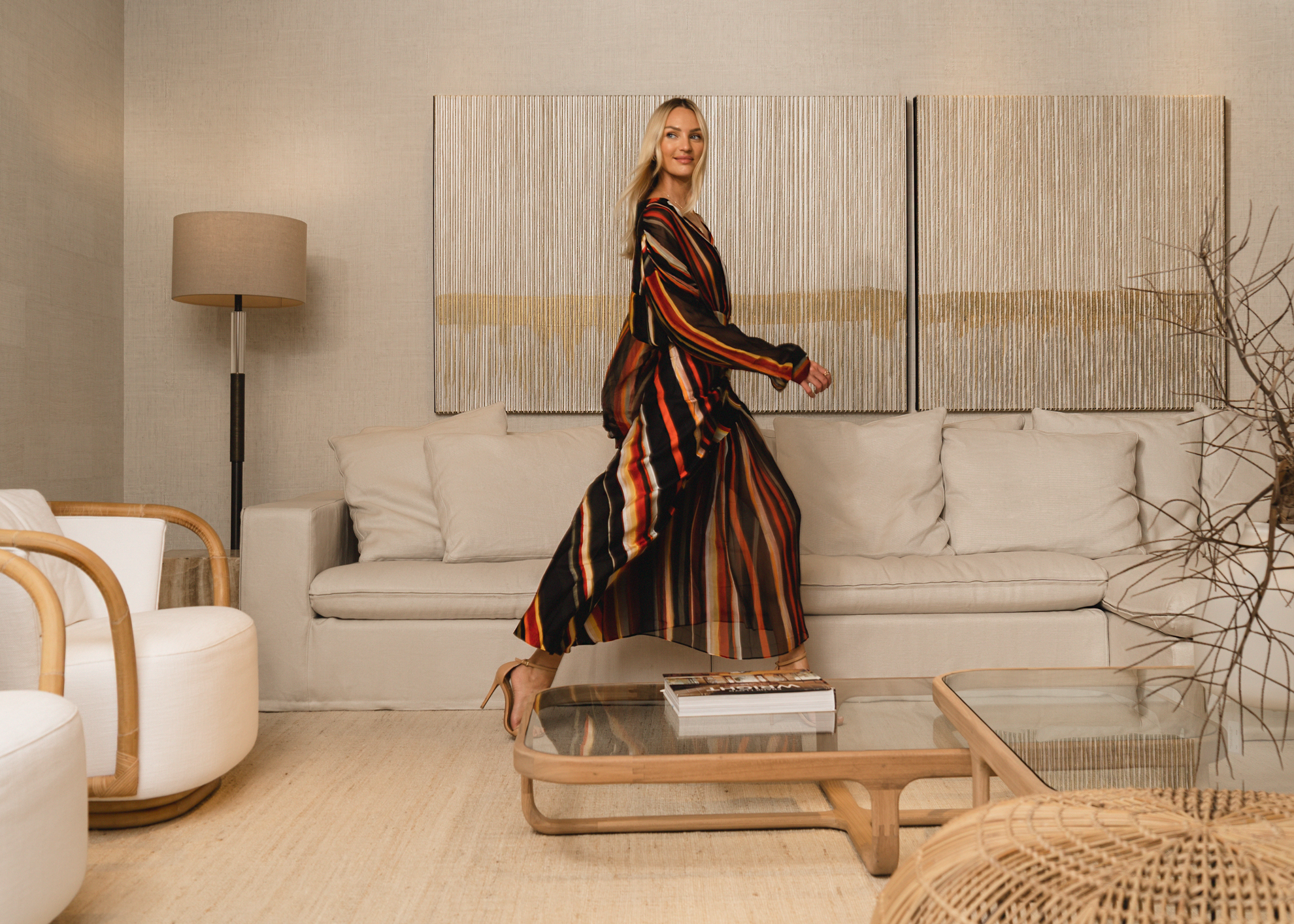 CANDICE-SWANEPOEL---ARTEFACTO-MIAMI---PHOTO-BY-TON-GOMES---E-CONTENT-(1).png