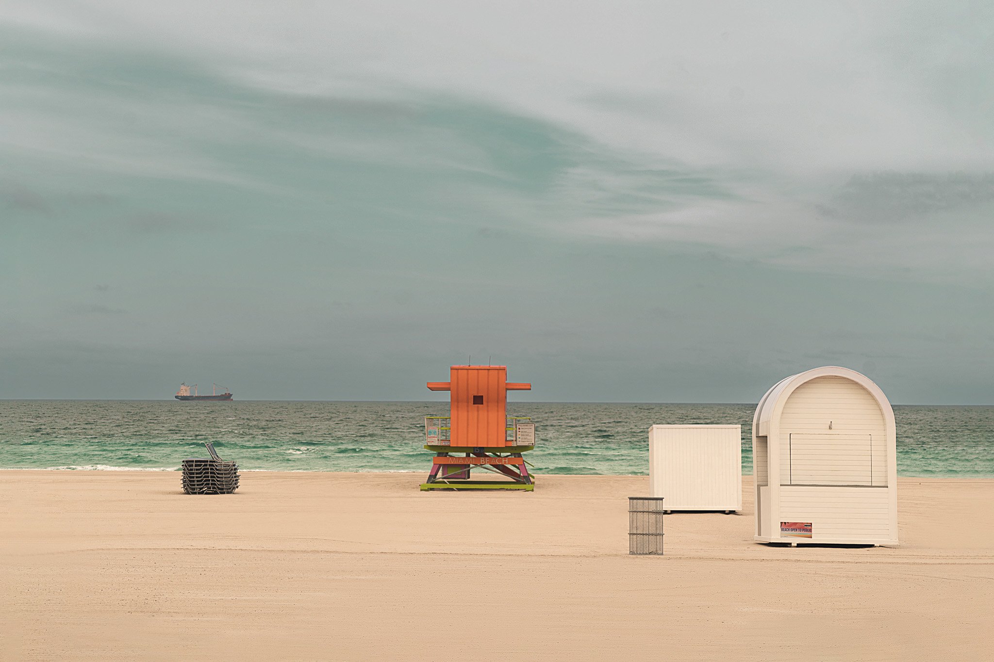 Alone in Miami Beach, 2020, artwork by Ton Gomes